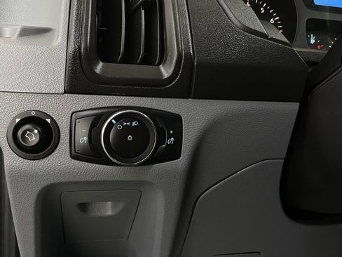 Used 2016 Ford Transit 350 XL image 25