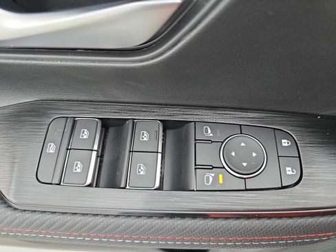 New 2026 Nissan Kicks SR FWD image 27