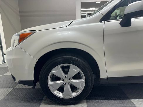 Used 2015 Subaru Forester 2.5i Limited AWD/4WD image 12