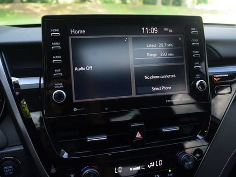 Used 2022 Toyota Camry SE w/ Audio Upgrade Package FWD image 9