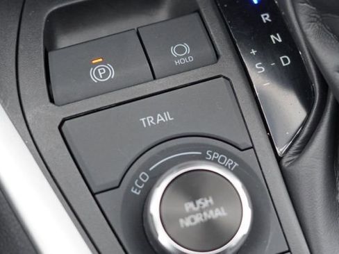 Certified 2024 Toyota RAV4 XLE Premium image 40