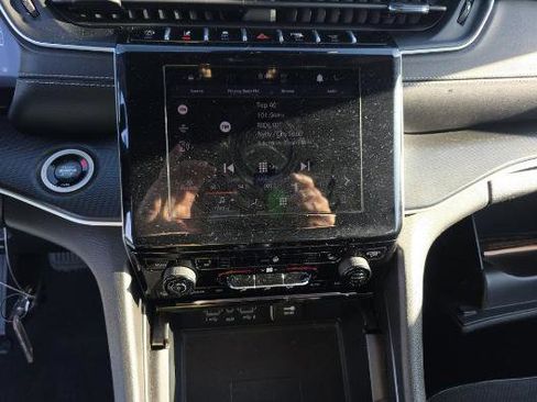 Used 2024 Jeep Grand Cherokee Altitude image 5