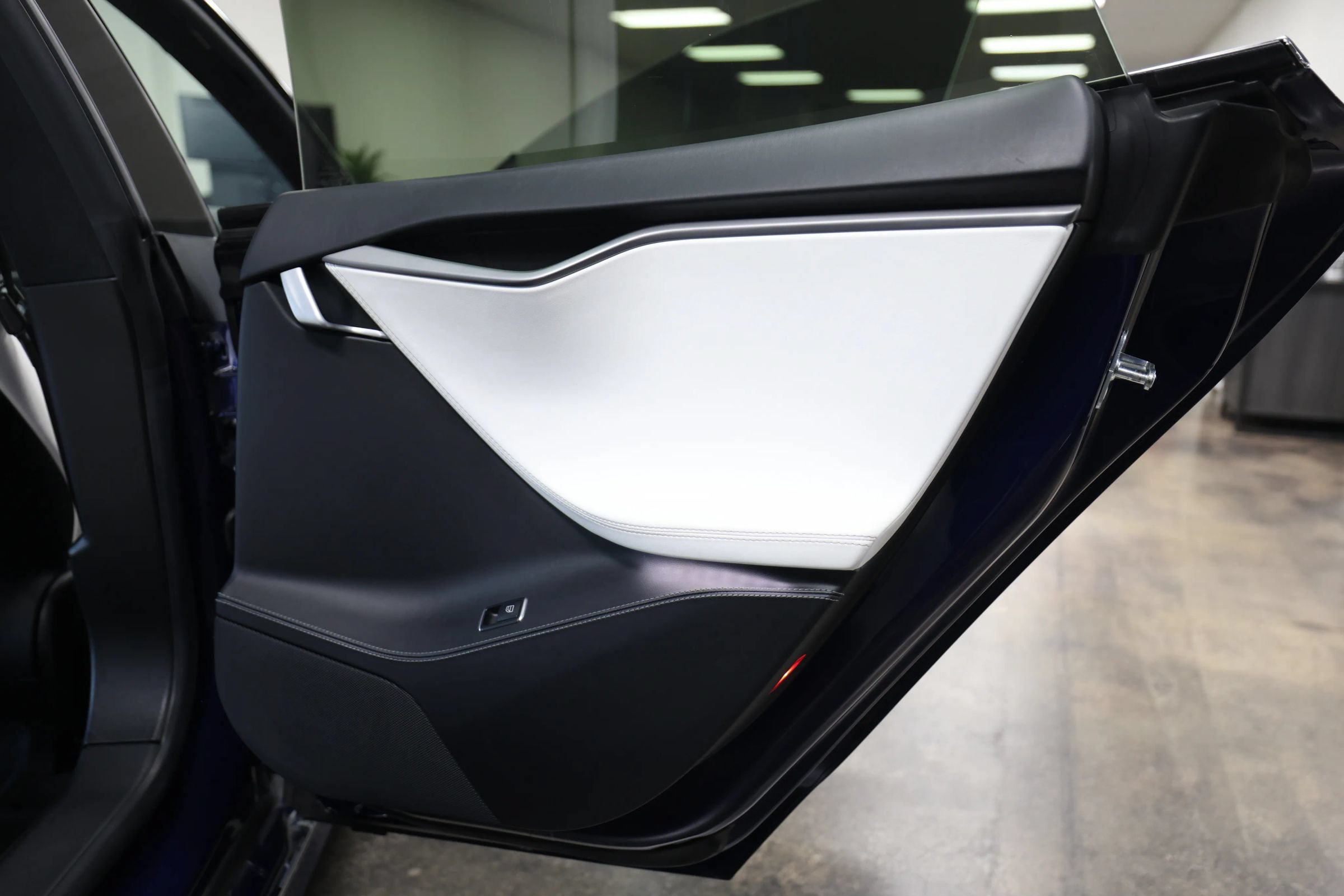 Used 2018 Tesla Model S P100D AWD/4WD image 39