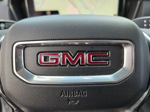 Used 2025 GMC Terrain Elevation AWD/4WD image 32