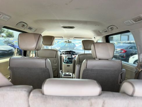 Used 2013 Nissan Quest SV w/ Leather Pkg FWD image 7