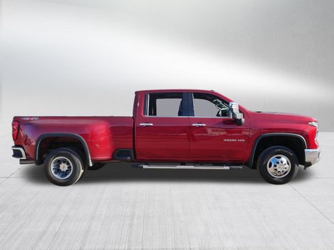 Used 2025 Chevrolet Silverado 3500 LTZ w/ LTZ Plus Package image 8