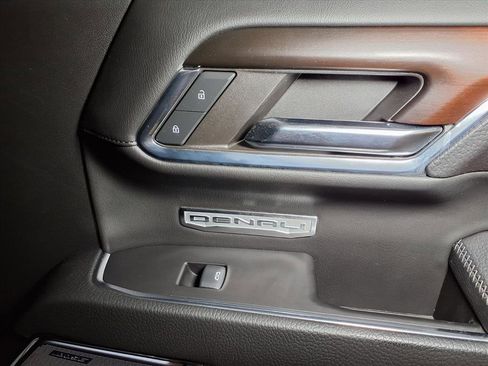 Used 2024 GMC Sierra 1500 Denali w/ Technology Package image 25