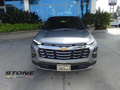 New 2026 Chevrolet Equinox LT w/ Safety and Technology Package FWD image 2