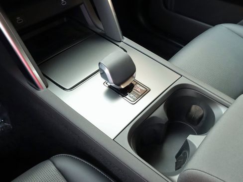 Certified 2025 Land Rover Discovery Sport S image 26