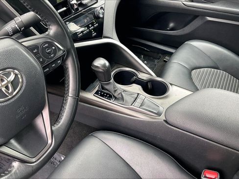 Used 2024 Toyota Camry SE FWD image 22