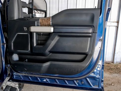 Used 2018 Ford F250 Lariat w/ Chrome Package AWD/4WD image 45