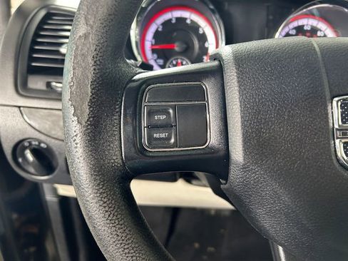 Used 2020 Dodge Grand Caravan SE FWD image 15