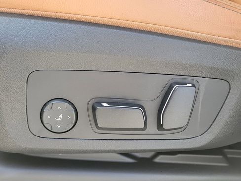 Used 2024 BMW X3 xDrive30i w/ M Sport Package image 25