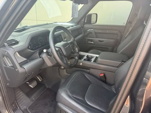 Used 2025 Land Rover Defender 130 V8 AWD/4WD image 17