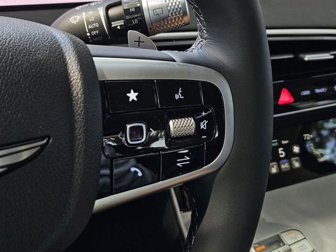 New 2026 Genesis GV70 2.5T Select image 31