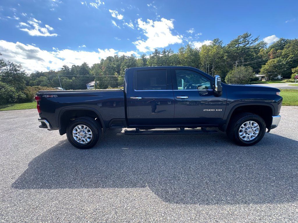 Used 2023 Chevrolet Silverado 2500 LTZ w/ LTZ Convenience Package AWD/4WD image 6
