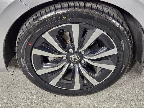 Used 2023 Honda Civic EX-L image 14