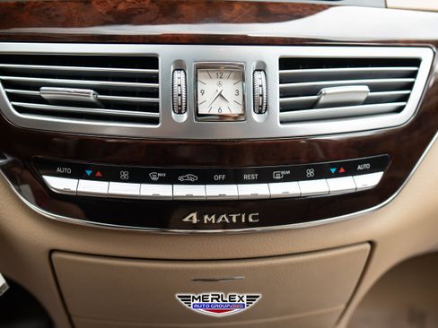 Used 2012 Mercedes-Benz S 550 4MATIC w/ Sport Pkg image 32