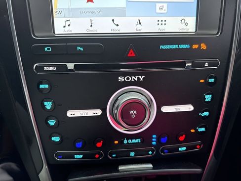 Used 2017 Ford Explorer Sport w/ Equipment Group 401A image 10