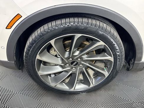 Used 2020 Lincoln Nautilus Reserve w/ Equipment Group 201A image 32