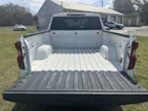 Used 2025 Chevrolet Silverado 1500 LT RWD image 17