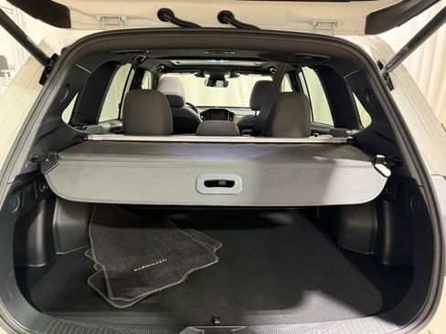 Certified 2025 Subaru Forester Premium AWD/4WD image 26