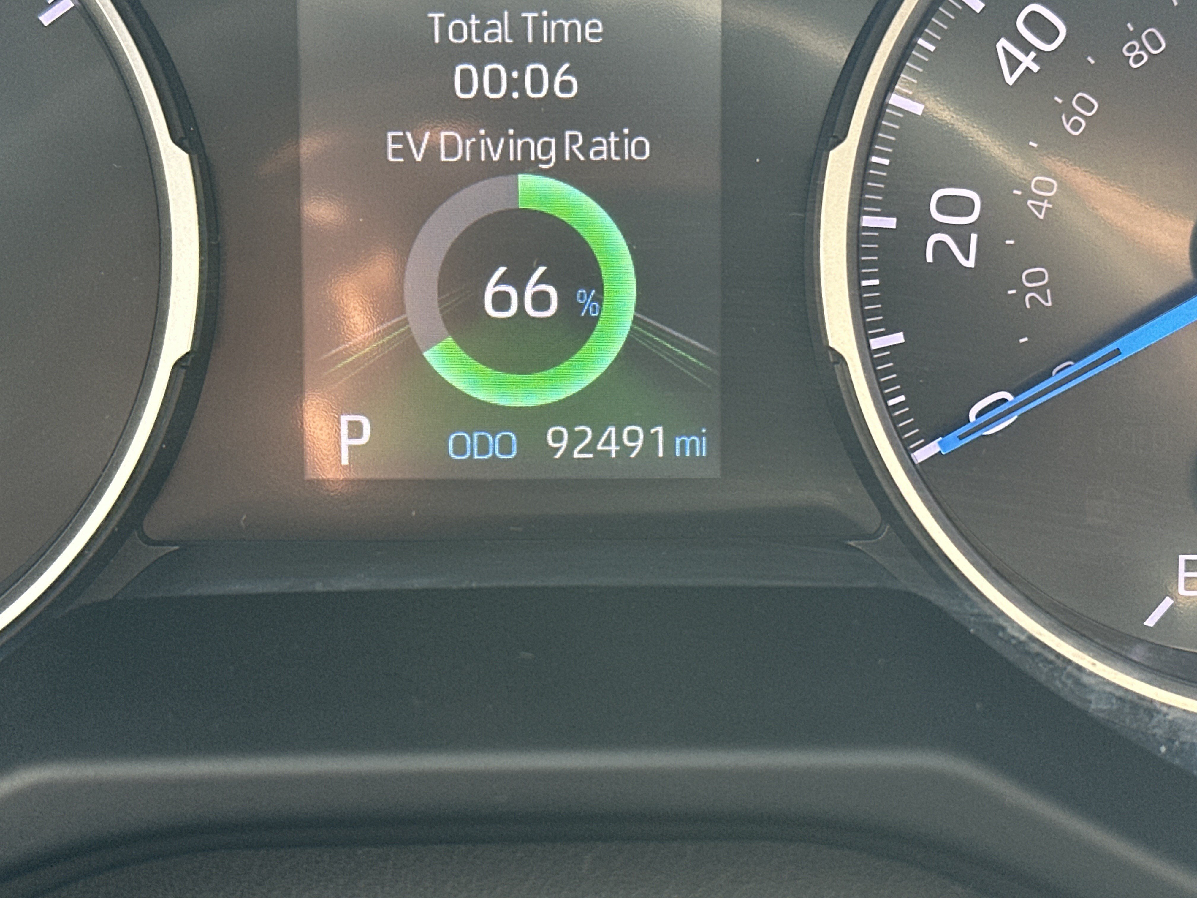 Used 2022 Toyota RAV4 XLE w/ Convenience Package AWD/4WD image 21