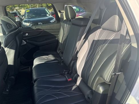 Used 2025 Acura MDX w/ Advance Package image 38