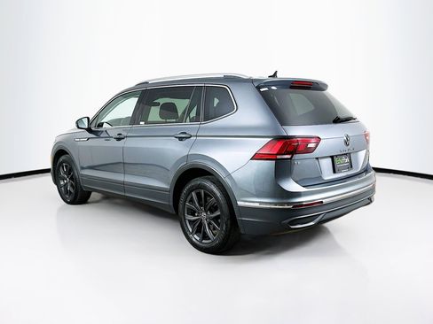 Used 2024 Volkswagen Tiguan SE image 5