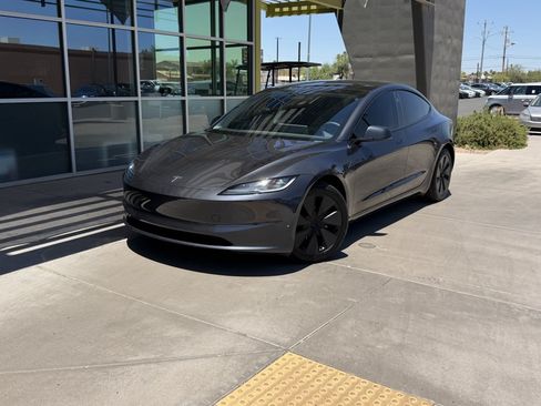 Used 2024 Tesla Model 3 RWD image 2