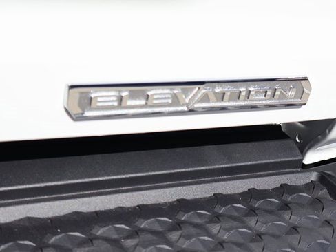 New 2026 GMC Canyon Elevation image 6