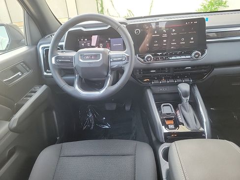 New 2025 GMC Canyon Elevation w/ Convenience Package image 13