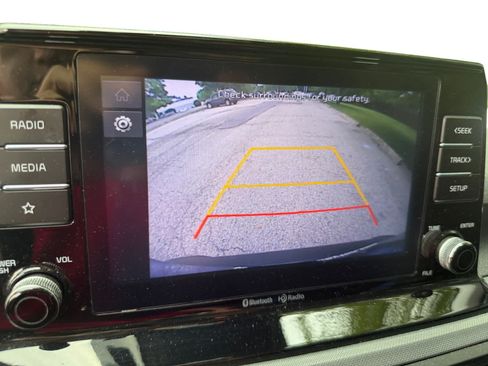 Used 2023 Kia Seltos LX AWD/4WD image 16