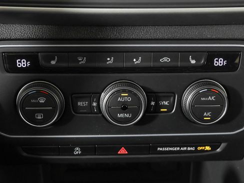 Used 2021 Volkswagen Atlas SE AWD/4WD image 31