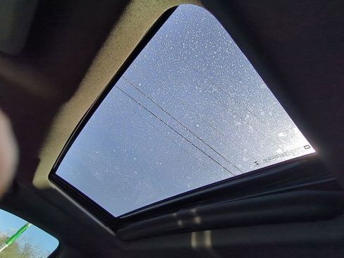 Used 2023 Chevrolet Silverado 1500 ZR2 w/ Technology Package image 19