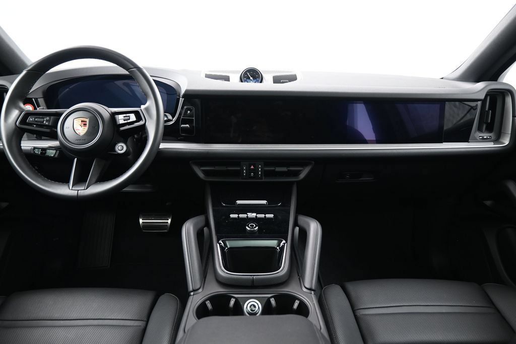 Certified 2026 Porsche Cayenne Coupe AWD/4WD image 9
