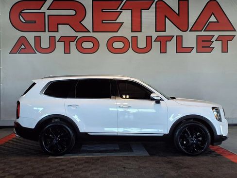 Used 2021 Kia Telluride S FWD image 1