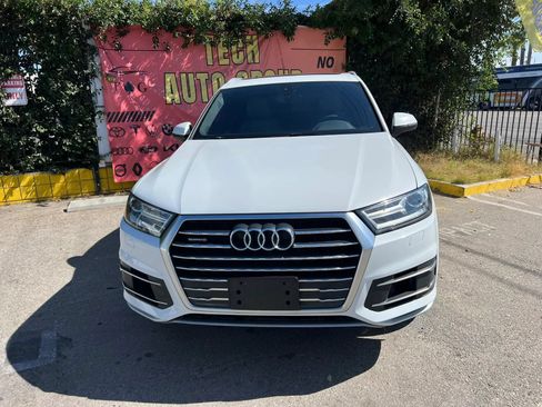 Used 2018 Audi Q7 3.0T Premium Plus w/ Premium Plus Package AWD/4WD image 2