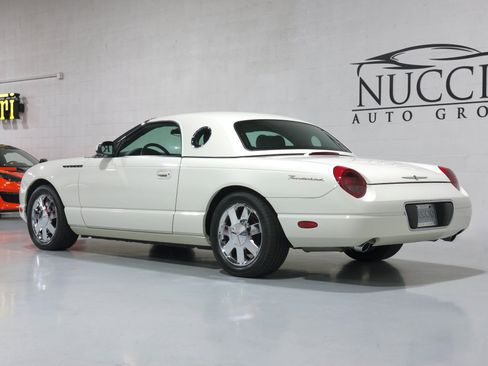 Used 2002 Ford Thunderbird image 26