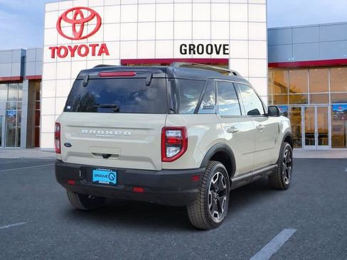 Used 2024 Ford Bronco Sport Outer Banks w/ Tech Package AWD/4WD image 6
