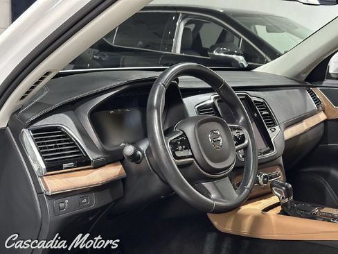Used 2016 Volvo XC90 T6 AWD/4WD image 17