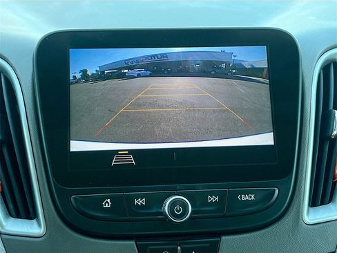 Used 2020 Chevrolet Malibu LS w/ Driver Confidence Package II image 13