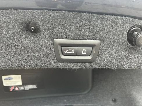 Used 2015 BMW 528i xDrive Sedan AWD/4WD image 8