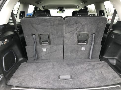 Used 2022 Jeep Grand Cherokee L Limited image 9