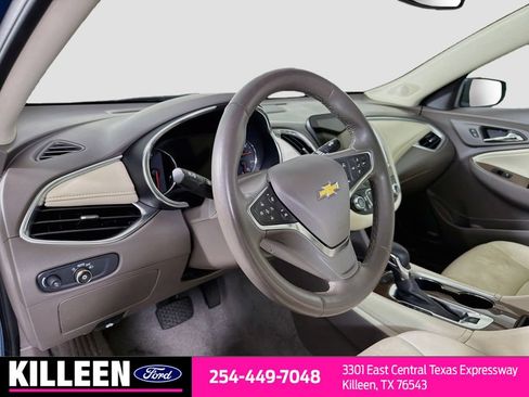 Used 2024 Chevrolet Malibu LT FWD image 11