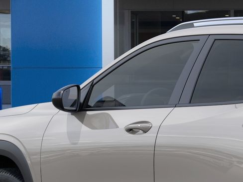 New 2026 Chevrolet Trax ACTIV w/ Driver Confidence Package FWD image 36