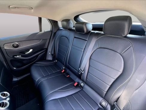 Used 2017 Mercedes-Benz GLC 300 4MATIC Coupe image 21