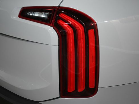 Used 2022 Kia Telluride SX w/ SX Prestige Package image 59