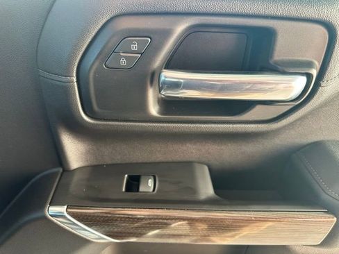 Used 2020 Chevrolet Silverado 1500 LT w/ All-Star Edition image 21