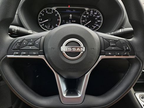 Certified 2025 Nissan Sentra SV w/ Trunk Package image 25